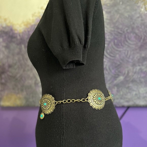 Accessories - Vintage Antique Brass Tone Concho Belt